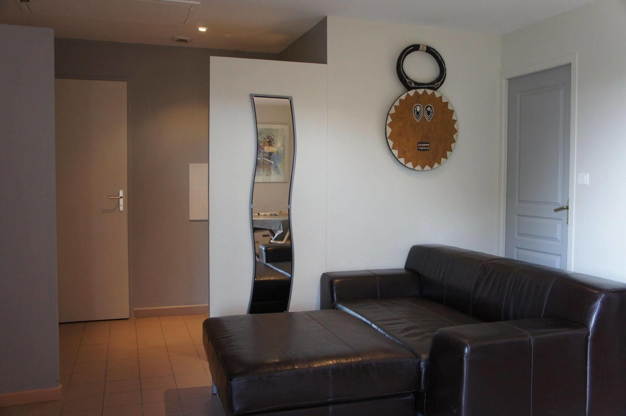 Hotel Le Clos Badan 뉘생조르즈 외부 사진